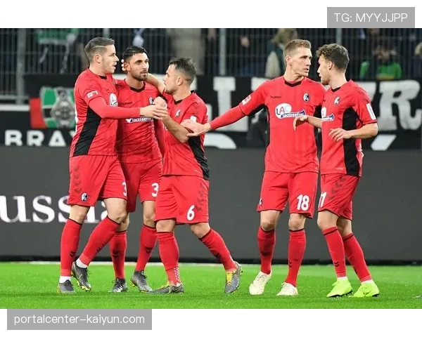 弗赖堡防守体系解析，面对强队时防线组织问题